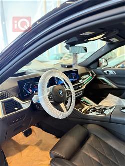 بی ئێم دەبڵیو X6